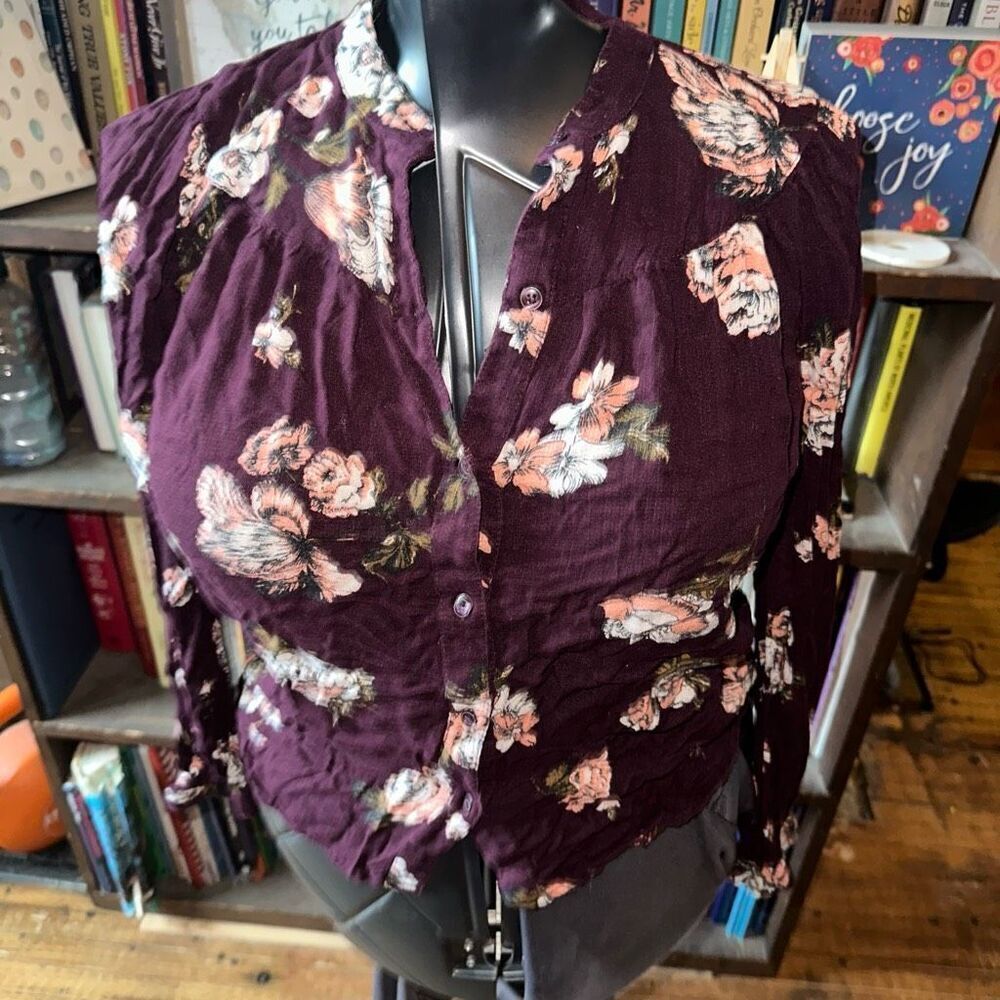 Lucky Brand burgundy floral split neck S boho blouse